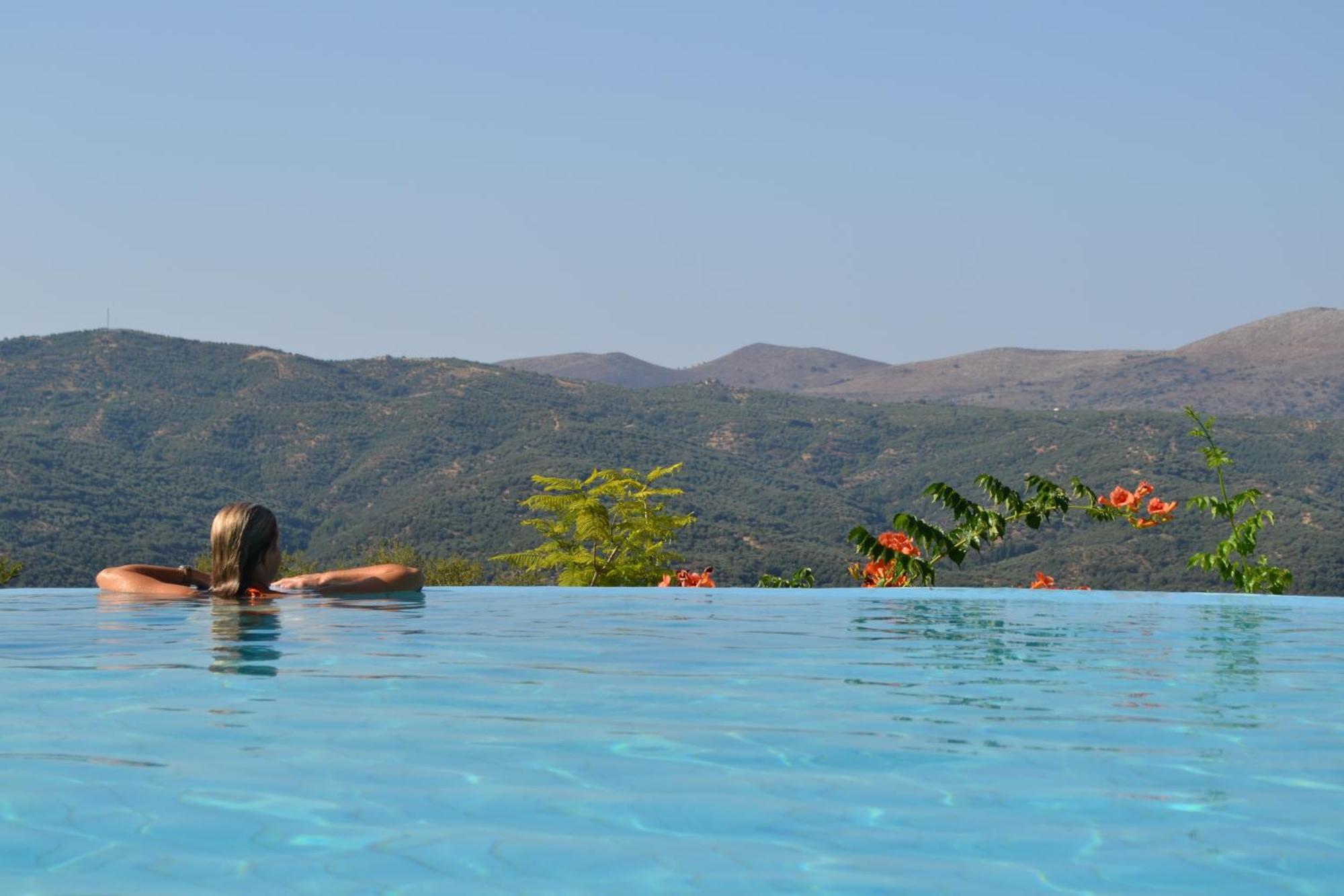 Country Hotel Velani Avdou Exterior foto